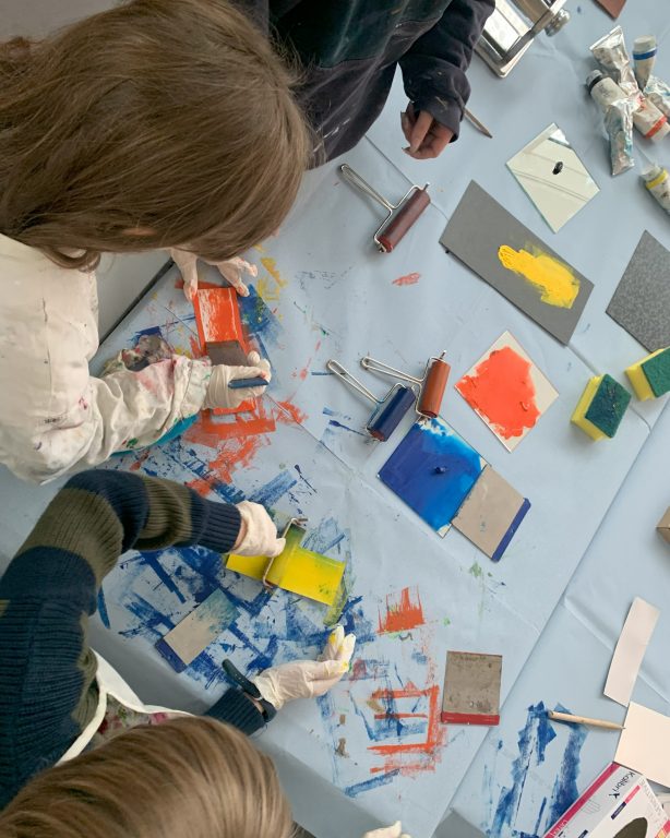 „Mit den Pänz ins Mittelrhein-Museum? Na klar!“ Museumsbesuche in der Grundschule – Chancen und Möglichkeiten durch die Erfahrung mit dem Original
